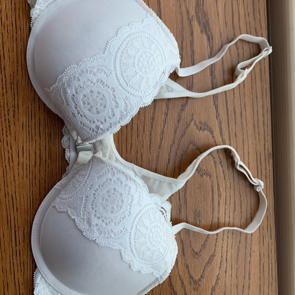 Aerie front-clasp bra
